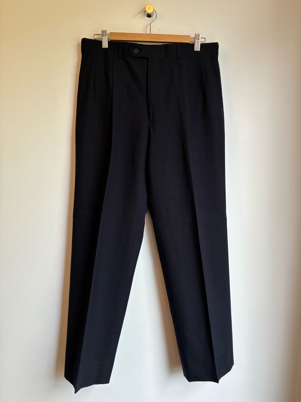 Vintage Men's Navy Pleated Dress Pants (32x30) - Classic Tailored Style